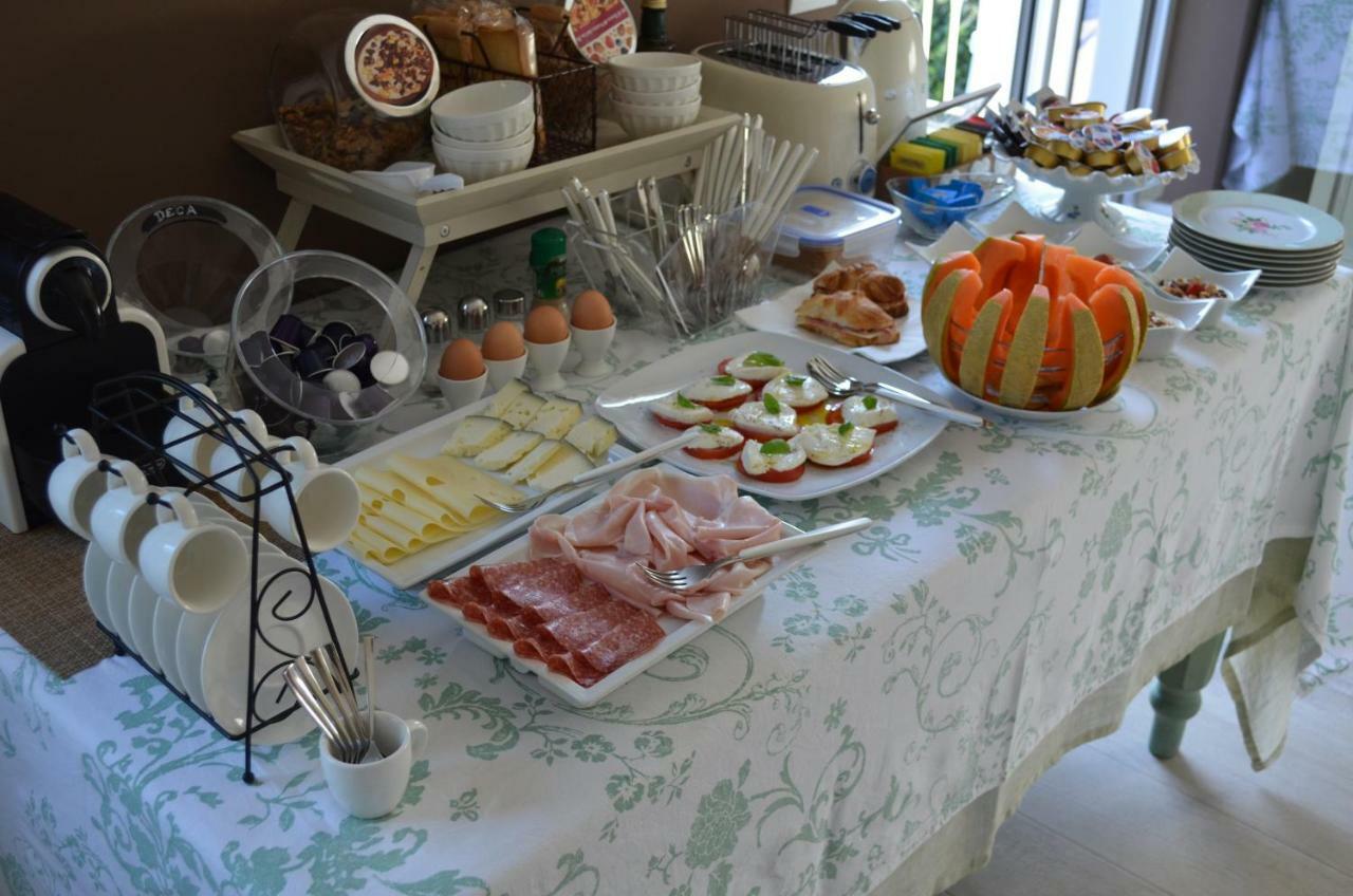 Alojamento de Acomodação e Pequeno-almoço La Fiaba
